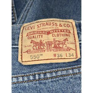 Levi Strauss & Co. Men’s 36X34 Relaxed Straight Jeans Medium Wash Blue Logo